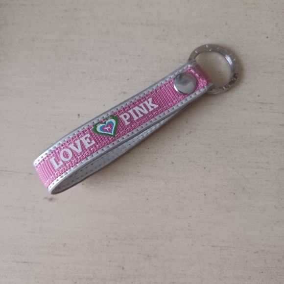 Vintage PINK Keychain - Picture 5 of 5